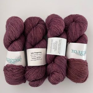 Mag pie fibers yarn